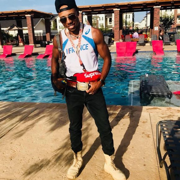 Meet your Posher, Christopher - Picture 1 of 1